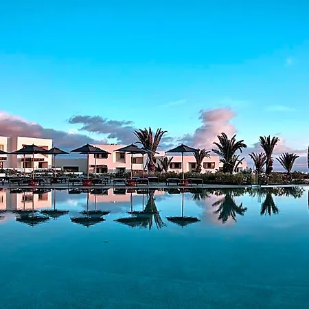 Szálloda Nous Santorini, A Member Of Design